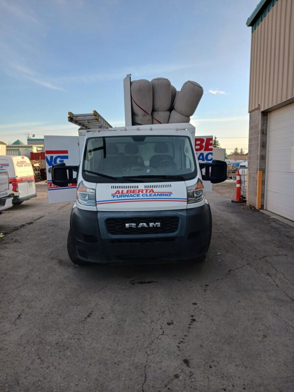 2019 Dodge ProMaster 3500 W/ Hypervac H2 Air Duct Truck 12 FT Body $70,000 CAD (Unit #77) - Image 3